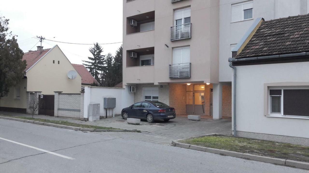 Apartman Pampas Ossero Esterno foto
