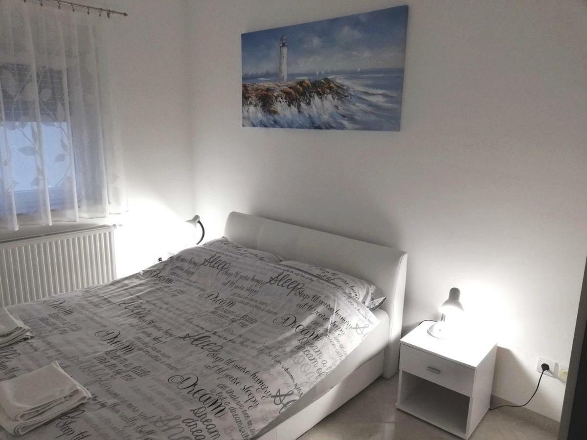 Apartman Pampas Ossero Esterno foto